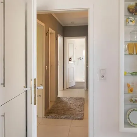 Wallberg Nest Ντέτμολντ